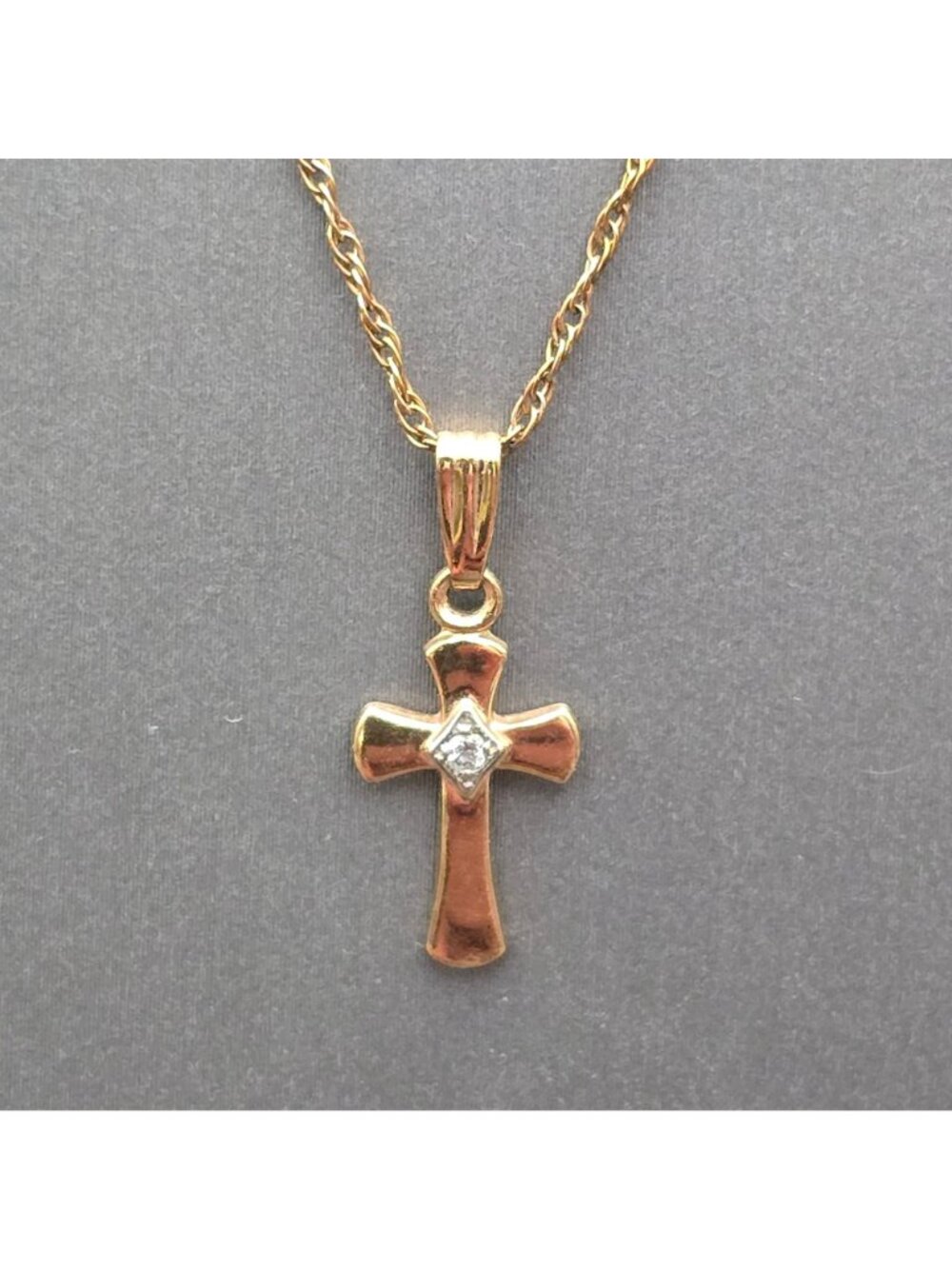 Vintage 14K Gold Filled Diamond Cross Necklace M Cartouche Pendant 19" - Picture 3 of 15